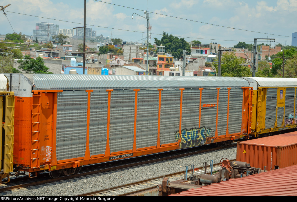 TTGX BNSF Autorack